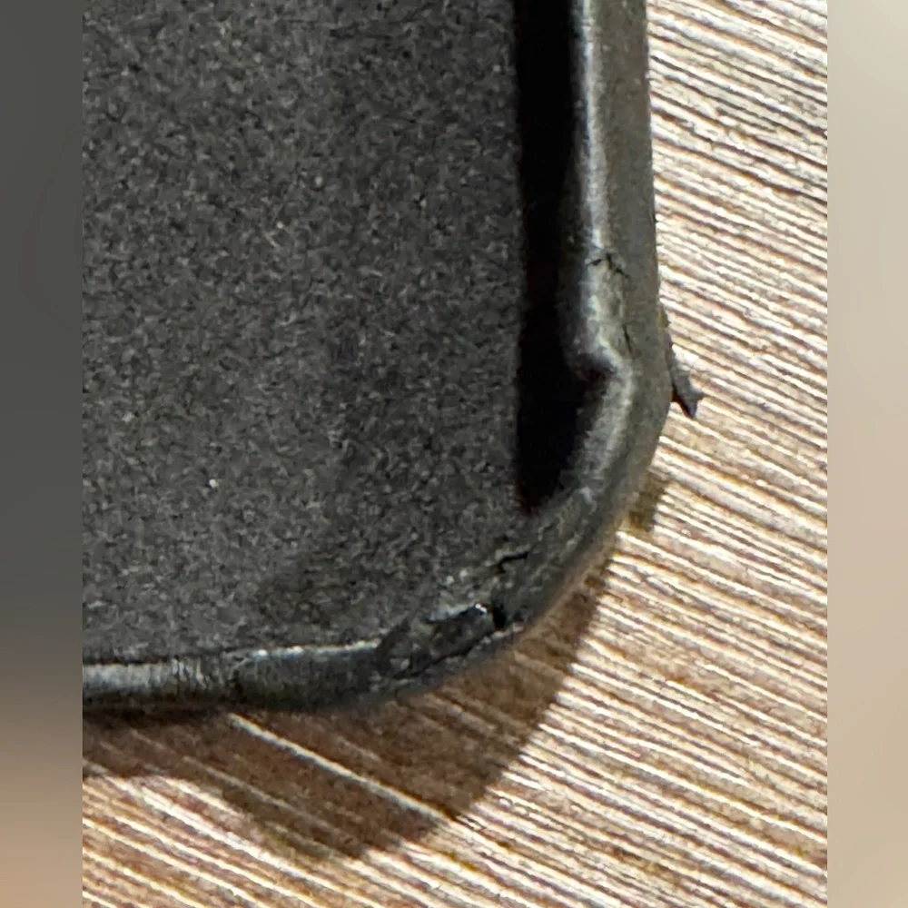 Authentic Louis Vuitton iPhone 12 Pro Max Bumper - Picture 7 of 11